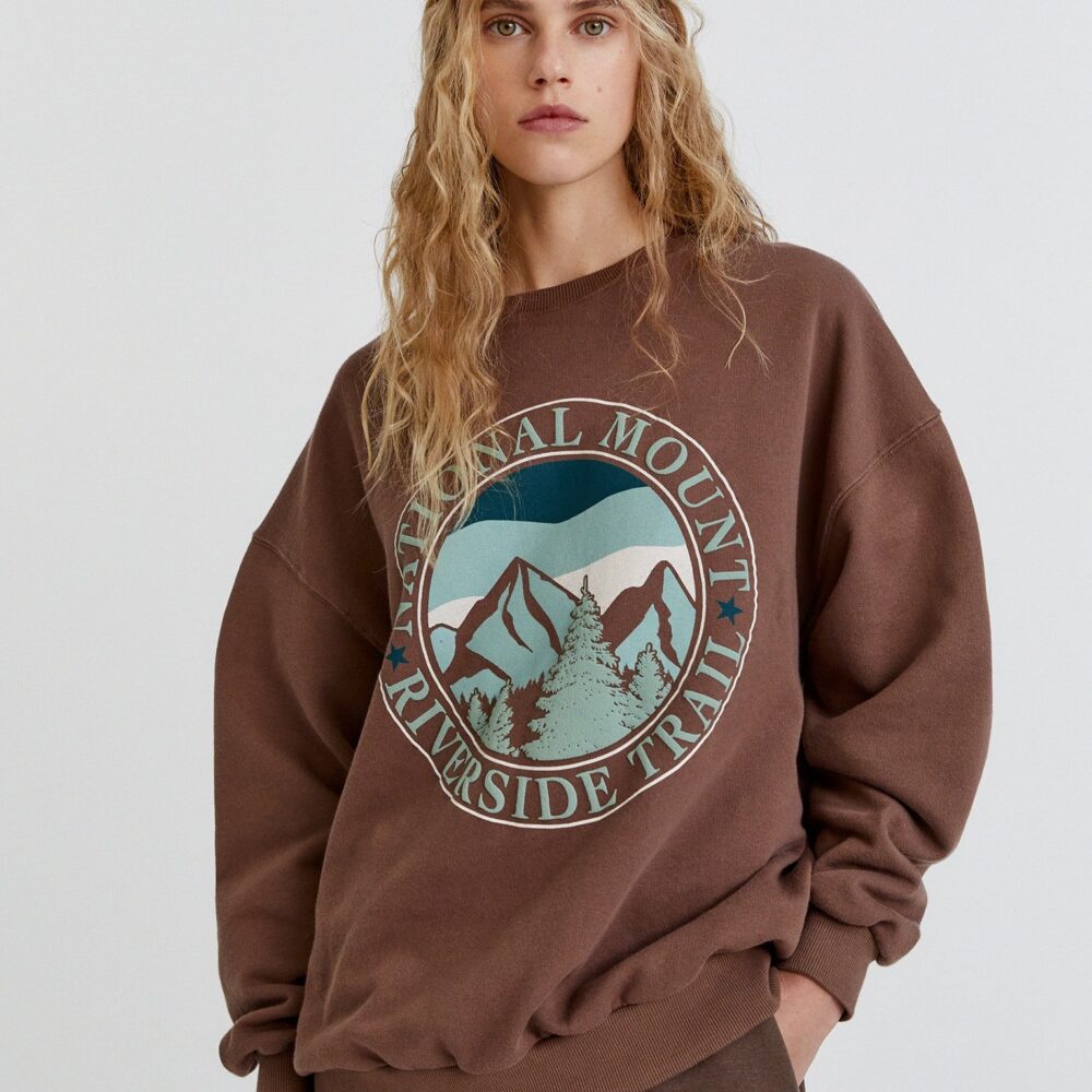 Brown Mountain Graphic Sweatshirt