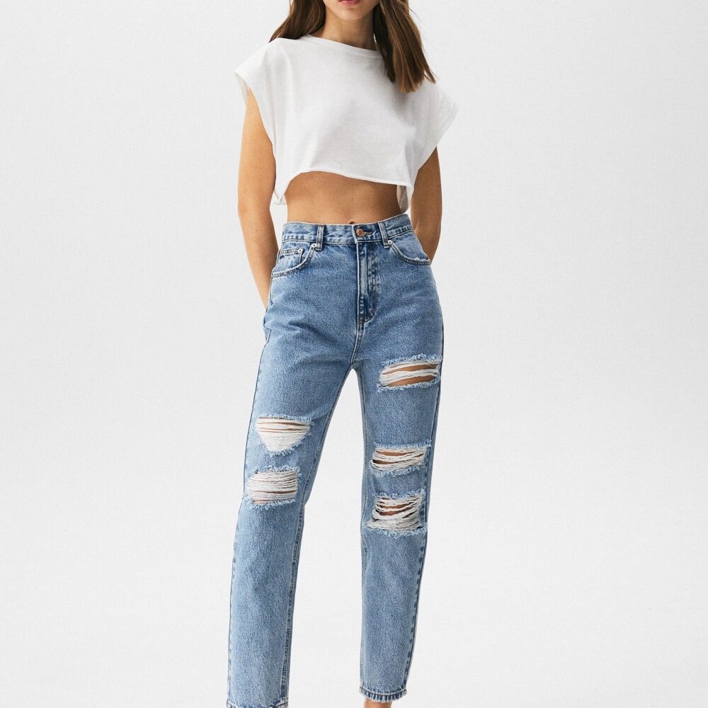 Ripped Mom Jeans – Contains Recycled Cotton