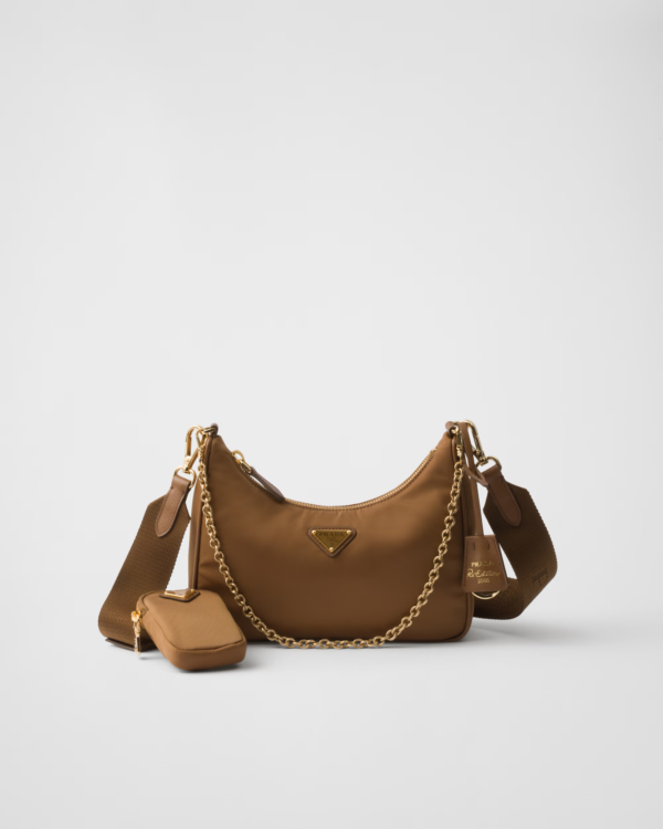 Prada Re-Edition 2005  Leather Bag