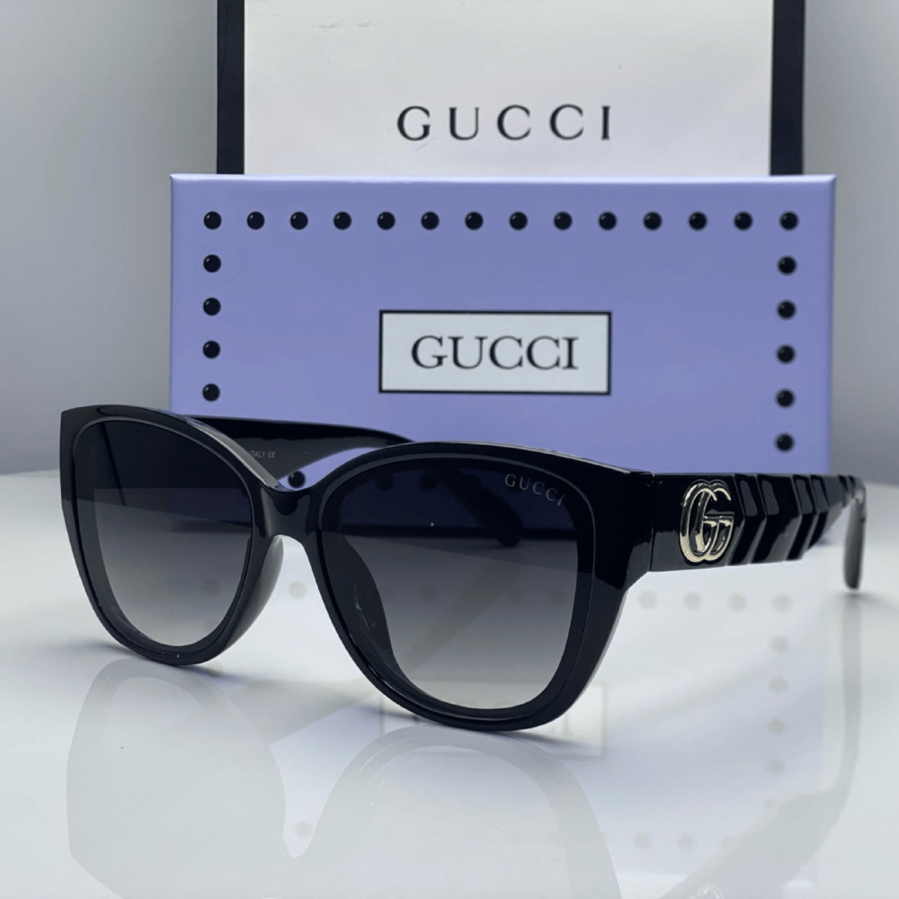 Home 184 Gucci Matelasse Cat eye Black