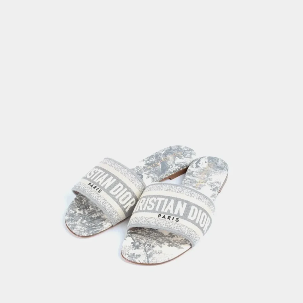 Home 107 Dior Dway Slide White