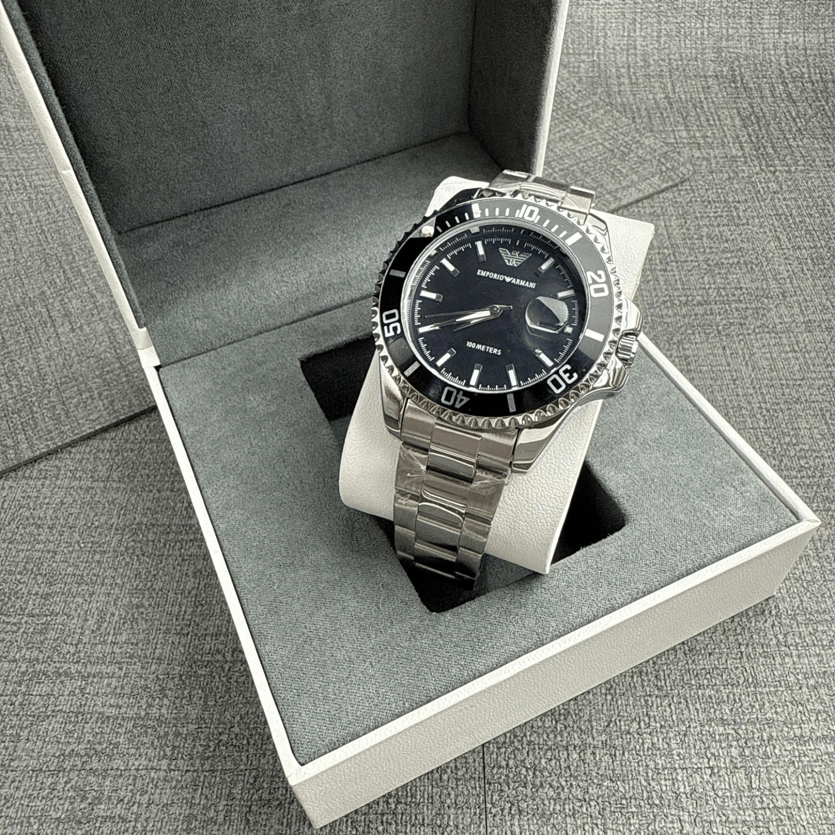 Emporio Armani World Explorer