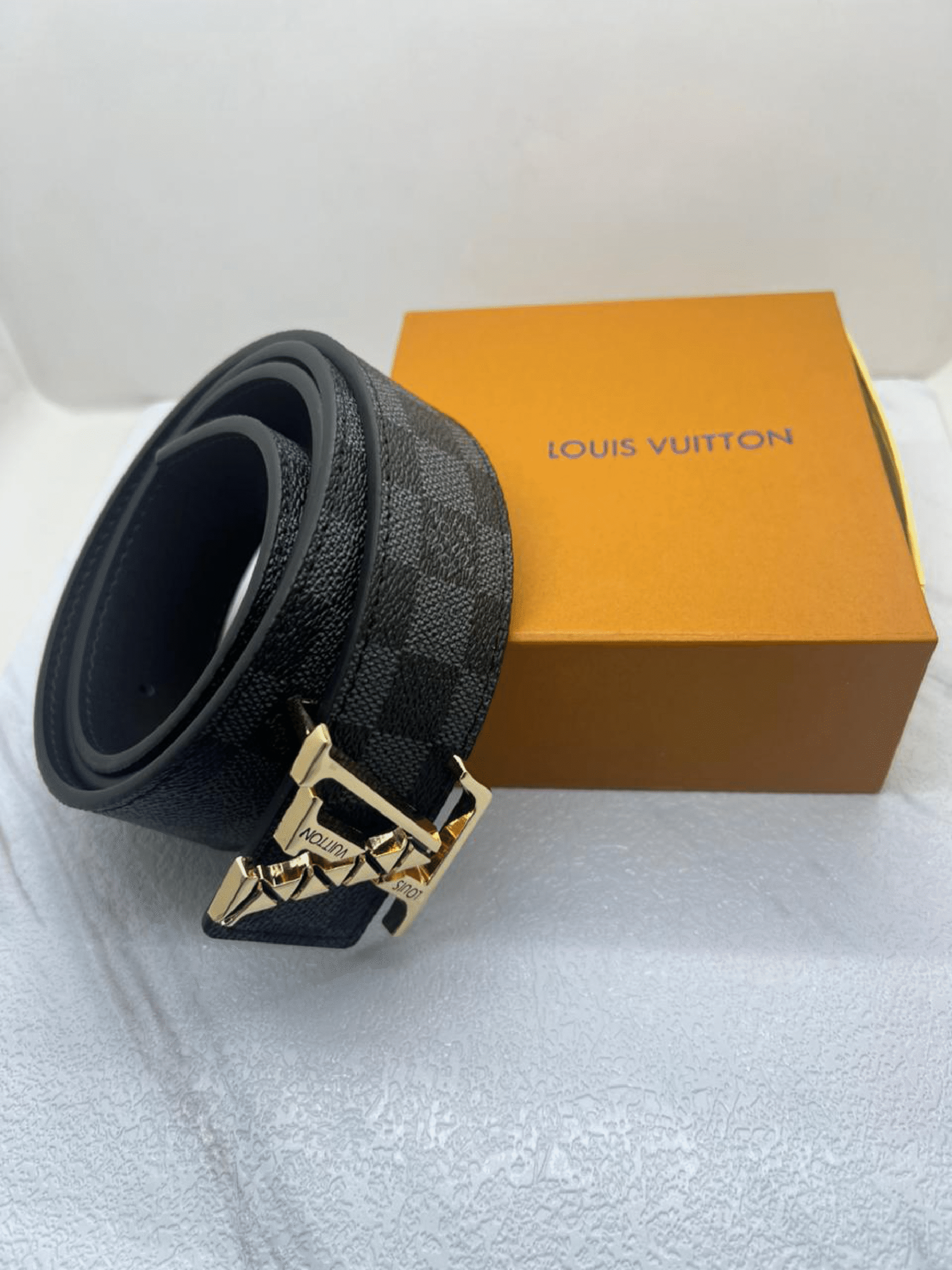 Louis Vuitton checkered leather Belt