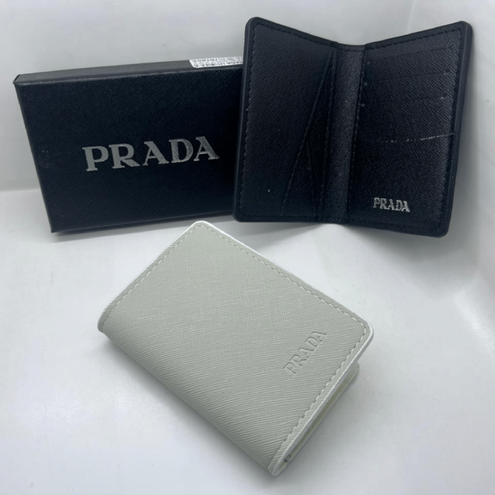 Prada saffiano leather wallet